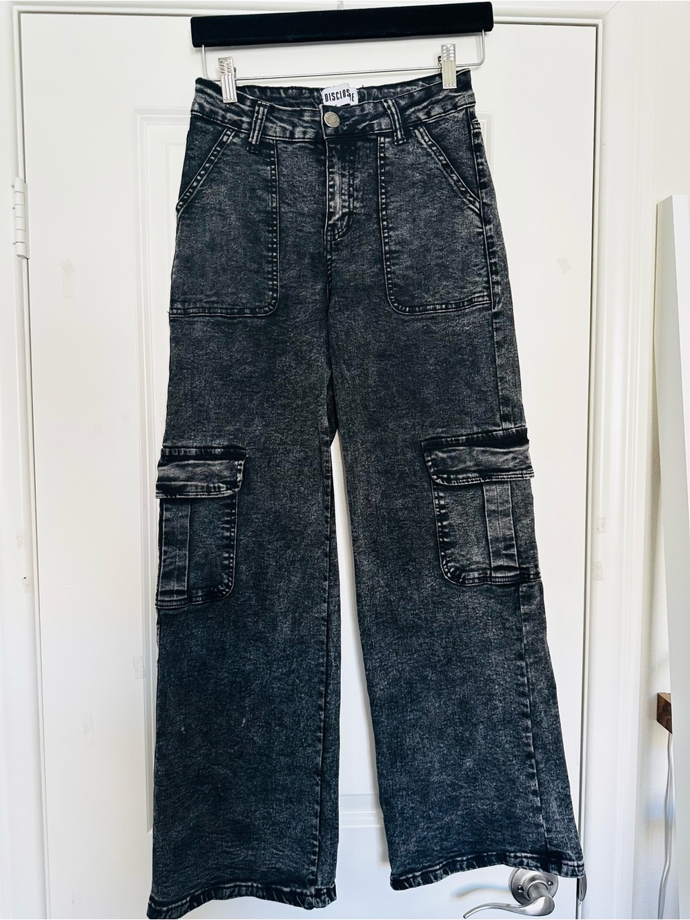 Women's Black Washed Wide-Leg Cargo Pants